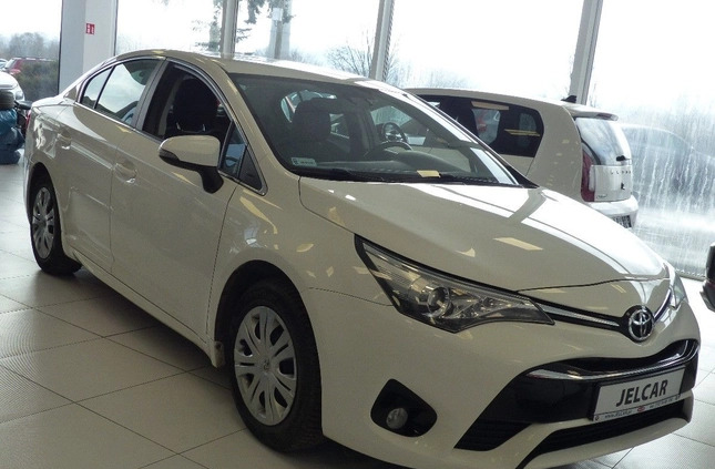 Toyota Avensis cena 39999 przebieg: 264017, rok produkcji 2016 z Tarnów małe 172